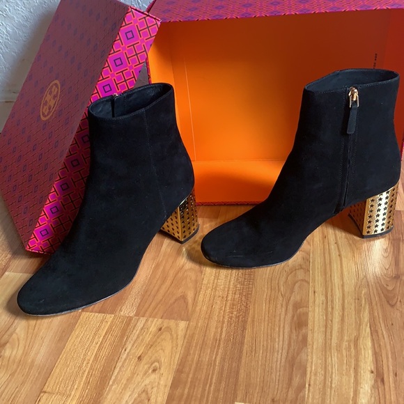Tory Burch Booties Black Gold Starred Heel - Picture 6 of 13